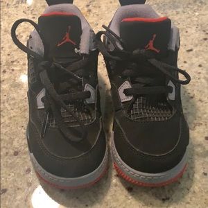 Jordan 4s riddle size 9